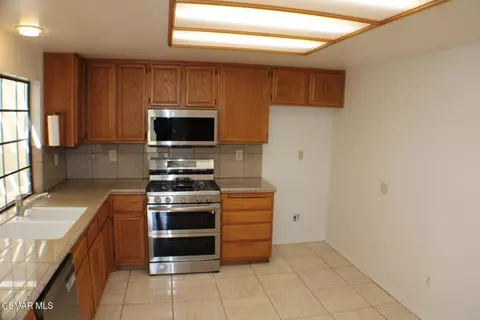 Kitchen - 704 Wind Willow Way, Simi Valley, CA 93065 photo 1 of 4