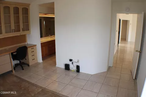 Entry Way - 704 Wind Willow Way, Simi Valley, CA 93065 photo 4 of 4