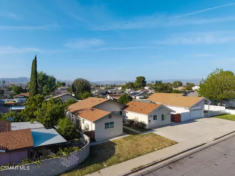 View/Area - 2345 Bryson Pl, Simi Valley, CA 93065 photo 4 of 8