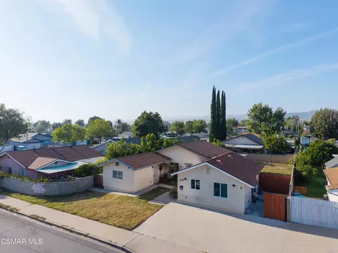 View/Area - 2345 Bryson Pl, Simi Valley, CA 93065 photo 6 of 8