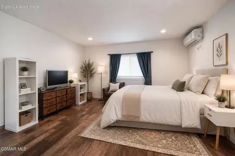 Bedroom - 2345 Bryson Pl, Simi Valley, CA 93065 photo 3 of 9