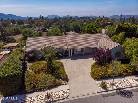 877 Falmouth St, Thousand Oaks, CA 91362