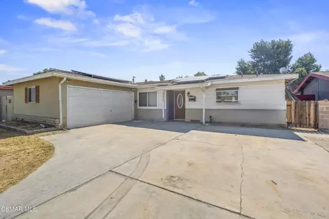 45014 17th St W, Lancaster, CA 93534