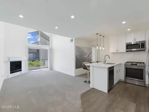 5535 Canoga Ave #320, Woodland Hills, CA 91367