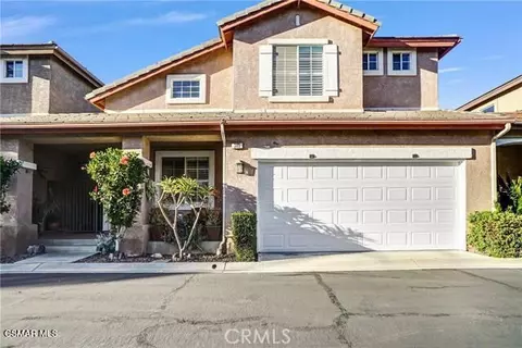 385 Owls Cove Ln, Simi Valley, CA 93065