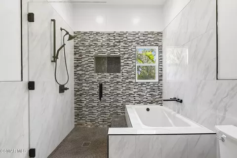 Bath - 10240 Principe Pl, Santa Rosa Valley, CA 93012 photo 2 of 4