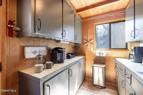 Kitchen - 641 Silver Tip Dr, Big Bear Lake, CA 92315 photo 1 of 3