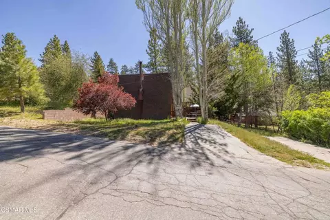 Exterior - 641 Silver Tip Dr, Big Bear Lake, CA 92315 photo 5 of 5