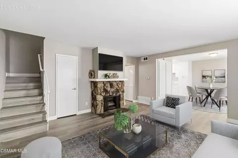 Living - 569 Spring Rd #50, Moorpark, CA 93021 photo 3 of 4