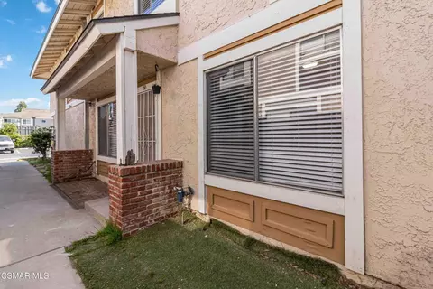 Exterior - 569 Spring Rd #50, Moorpark, CA 93021 photo 8 of 9