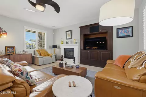 Living - 1441 Seabridge Ln, Oxnard, CA 93035 photo 2 of 2