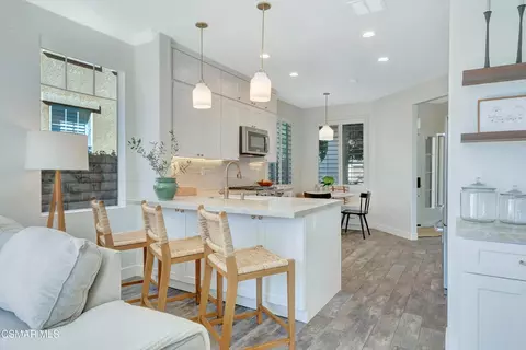 Kitchen - 531 Shadow Ln, Simi Valley, CA 93065 photo 5 of 6