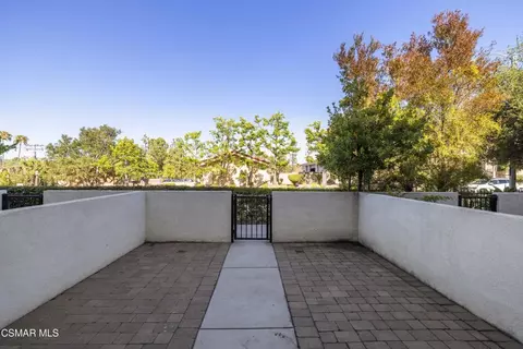 Exterior - 45 Jensen Ct, Thousand Oaks, CA 91360 photo 4 of 4