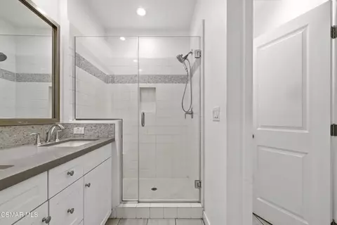 Bath - 45 Jensen Ct, Thousand Oaks, CA 91360 photo 4 of 5
