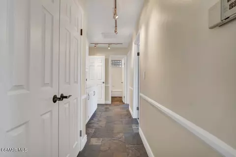 Entry Way - 4985 Bowie Ct, Simi Valley, CA 93063 photo 2 of 2