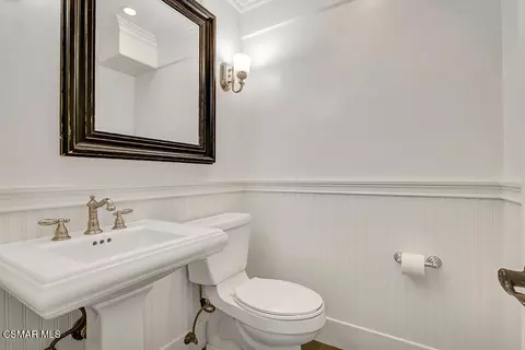 Bath - 4985 Bowie Ct, Simi Valley, CA 93063 photo 1 of 3