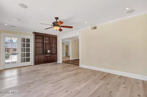 Living - 4985 Bowie Ct, Simi Valley, CA 93063 photo 5 of 7