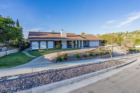 2085 Rayshire St, Thousand Oaks, CA 91362