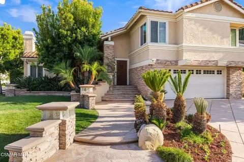 Exterior - 12692 Hillside Dr, Moorpark, CA 93021 photo 2 of 19