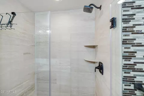 Bath - 12692 Hillside Dr, Moorpark, CA 93021 photo 5 of 5