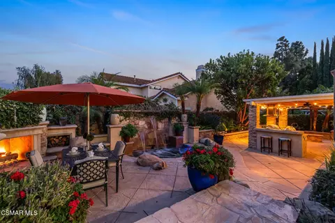 Exterior - 12692 Hillside Dr, Moorpark, CA 93021 photo 14 of 19