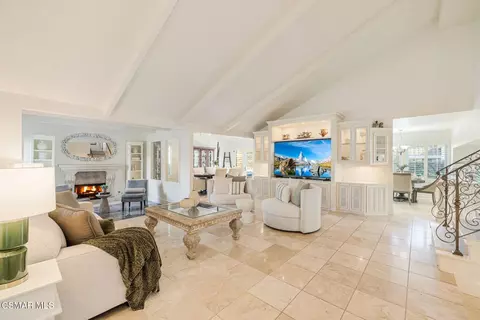 Living - 12692 Hillside Dr, Moorpark, CA 93021 photo 1 of 3