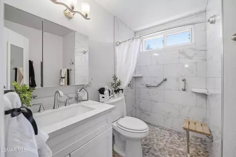 Bath - 1889 Sequoia Ave, Simi Valley, CA 93063 photo 1 of 1