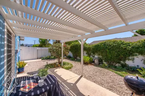 Exterior - 1889 Sequoia Ave, Simi Valley, CA 93063 photo 3 of 8