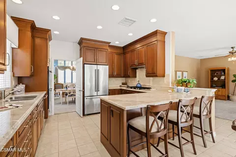 Kitchen - 290 Chantilly Cir, Simi Valley, CA 93065 photo 1 of 3