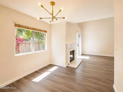Living - 2762 Erringer Rd #15, Simi Valley, CA 93065 photo 3 of 9