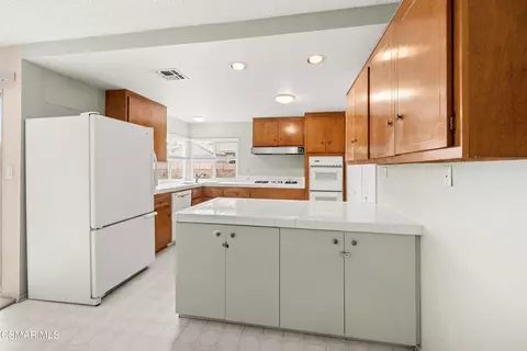 Kitchen - 1877 Fred Ave, Simi Valley, CA 93065 photo 1 of 2