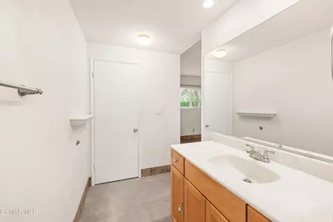 Bath - 1877 Fred Ave, Simi Valley, CA 93065 photo 3 of 5