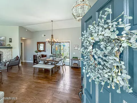 Entry Way - 657 Cartpath Pl, Simi Valley, CA 93065 photo 1 of 1