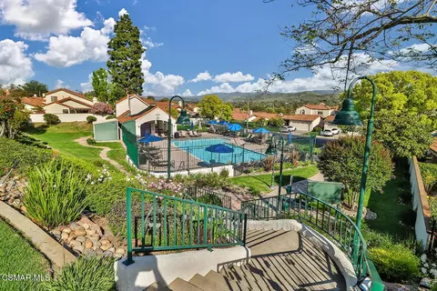 Exterior - 657 Cartpath Pl, Simi Valley, CA 93065 photo 8 of 8