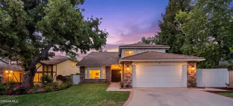 30101 Amelia Dr, Agoura Hills, CA 91301