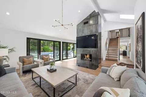 1659 Bucksglen Ct, Westlake Village, CA 91361