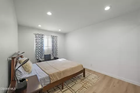 Bedroom - 3066 Apache Cir, Thousand Oaks, CA 91360 photo 1 of 7