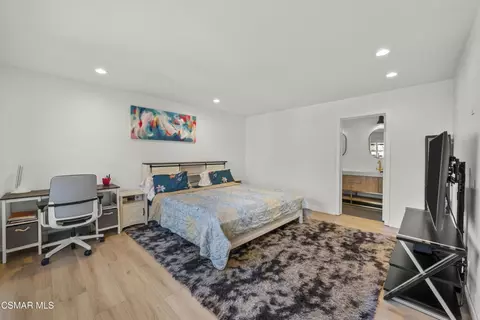 Bedroom - 3066 Apache Cir, Thousand Oaks, CA 91360 photo 5 of 7