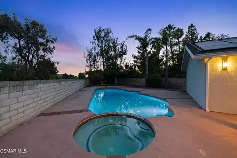 Exterior - 3066 Apache Cir, Thousand Oaks, CA 91360 photo 3 of 14