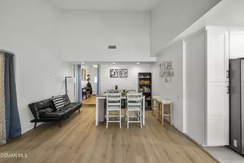 Dining - 3066 Apache Cir, Thousand Oaks, CA 91360 photo 1 of 3