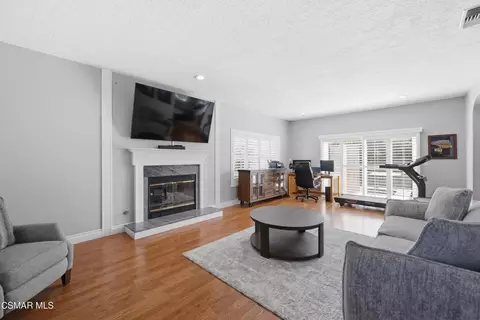 Living - 1314 Gonzales Rd, Simi Valley, CA 93063 photo 1 of 4