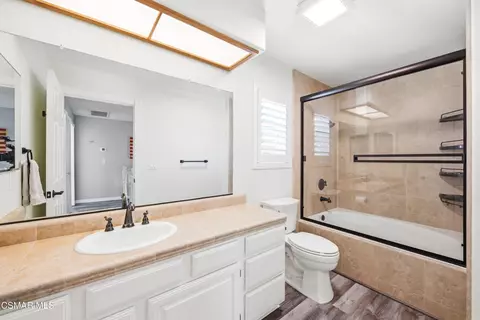 Bath - 1314 Gonzales Rd, Simi Valley, CA 93063 photo 6 of 7