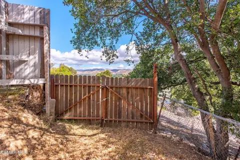 Exterior - 1314 Gonzales Rd, Simi Valley, CA 93063 photo 18 of 30