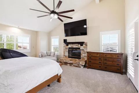 Bedroom - 1314 Gonzales Rd, Simi Valley, CA 93063 photo 1 of 6