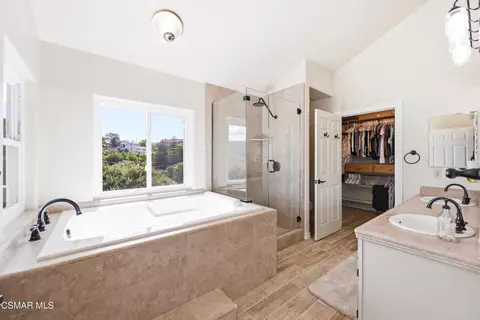 Bath - 1314 Gonzales Rd, Simi Valley, CA 93063 photo 3 of 7