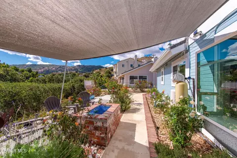 Exterior - 1314 Gonzales Rd, Simi Valley, CA 93063 photo 10 of 30
