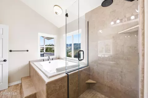 Bath - 1314 Gonzales Rd, Simi Valley, CA 93063 photo 4 of 7