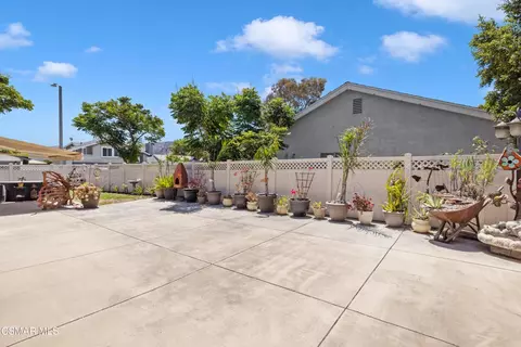 Exterior - 5396 Diane St, Simi Valley, CA 93063 photo 5 of 10