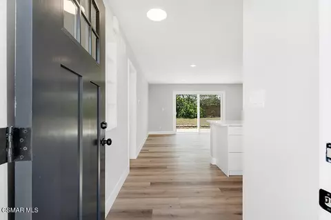Entry Way - 1548 Wallace St, Simi Valley, CA 93065 photo 1 of 4