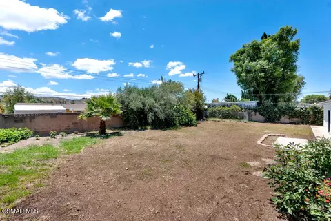 Exterior - 1548 Wallace St, Simi Valley, CA 93065 photo 8 of 9